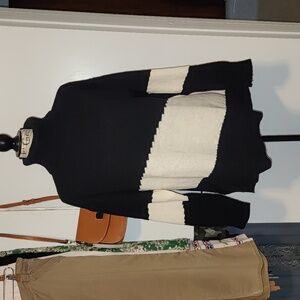 Womans Black/Cream Turtleneck Tunic Sweater